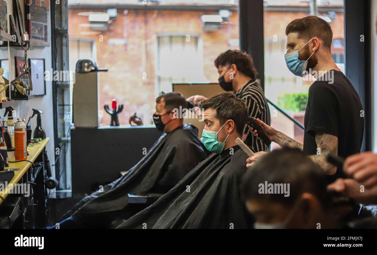 Shopping with appointment hires stock photography and images Alamy