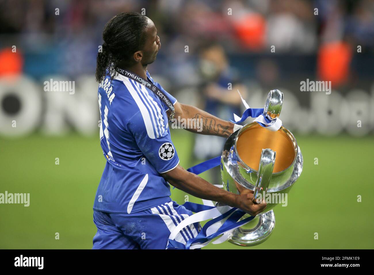 Champions League Winner FC Chelsea celebrates the victory Didier Drogba (  Chelsea ) with the trophy Finale FC Chelsea - FC Bayern Muenchen 2011 / 2012  UEFA Champions league Final FC Chelsea -