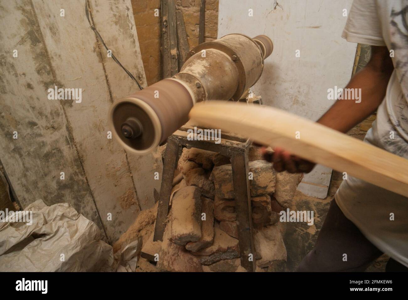 Factory for making cricket bats Stock Photo Alamy