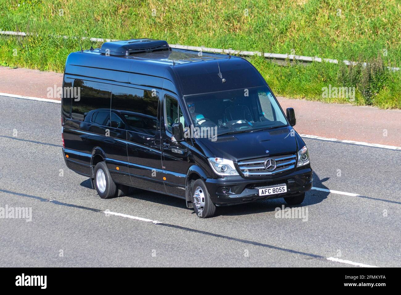 Mercedes benz vans hi-res stock photography and images - Alamy