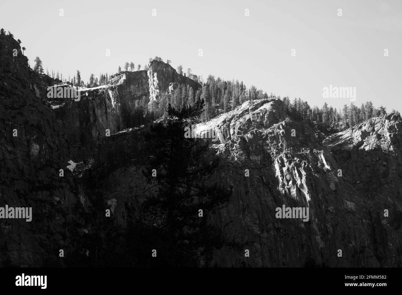 Mountain from Yosemite in Black and White Stock Photo - Alamy