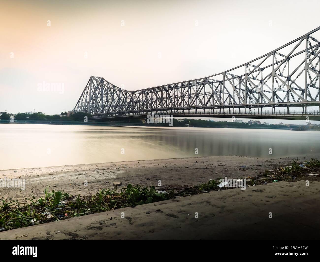 KOLKATA, INDIA - May 10, 2021: Howrah bridge - The historic cantilever ...