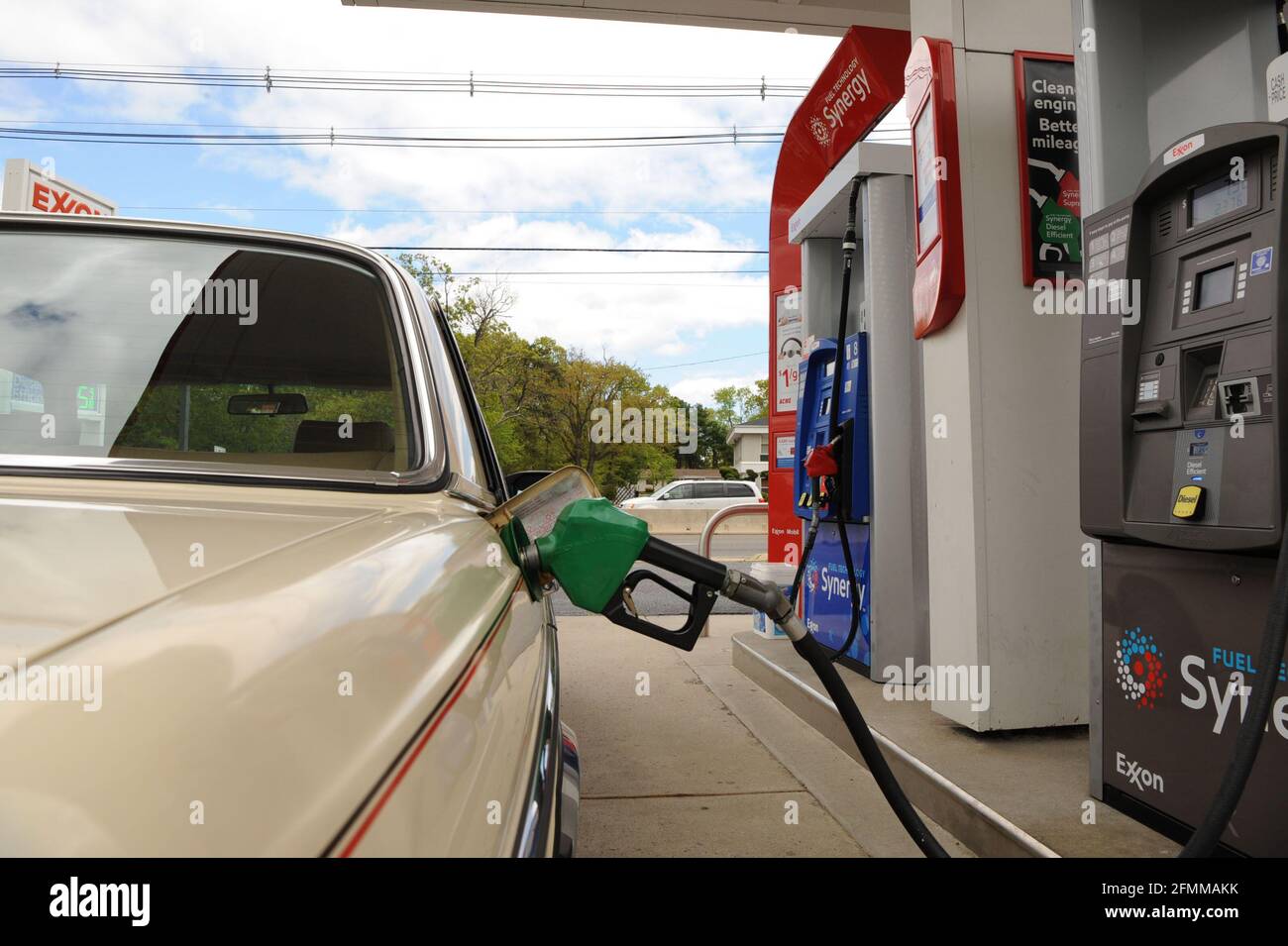 Toms station hires stock photography and images Alamy