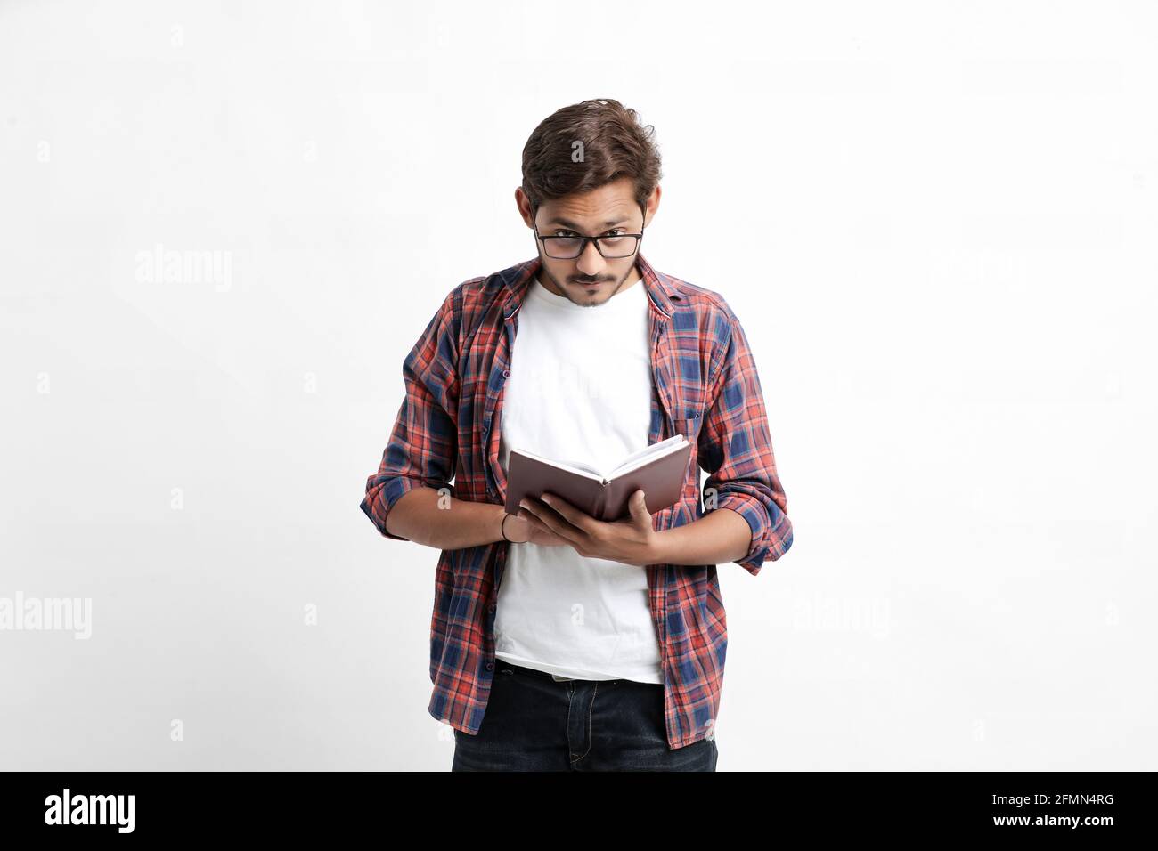 Indian college students posing hi-res stock photography and images - Alamy