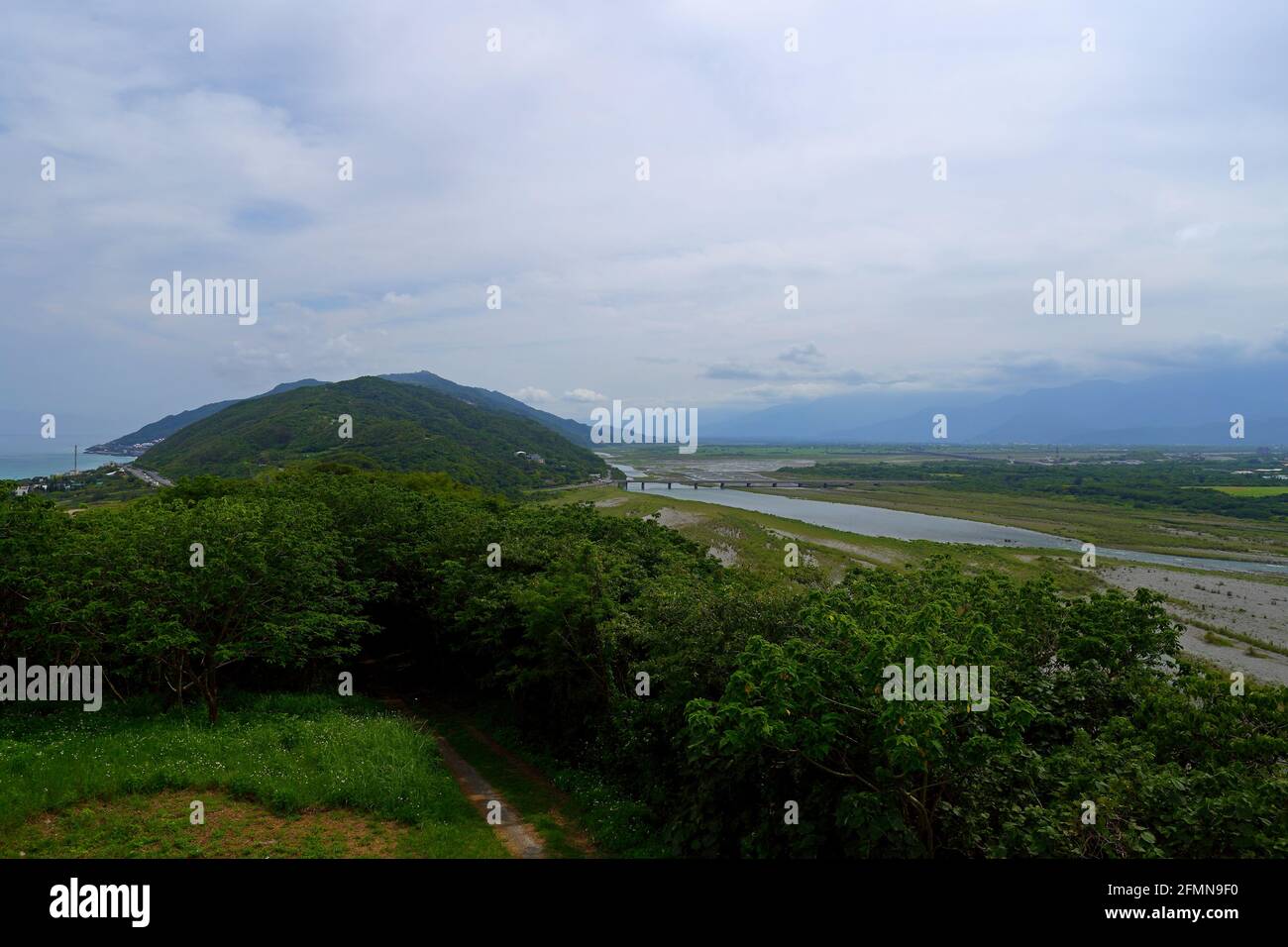 Stone beach in hualien hi-res stock photography and images - Alamy