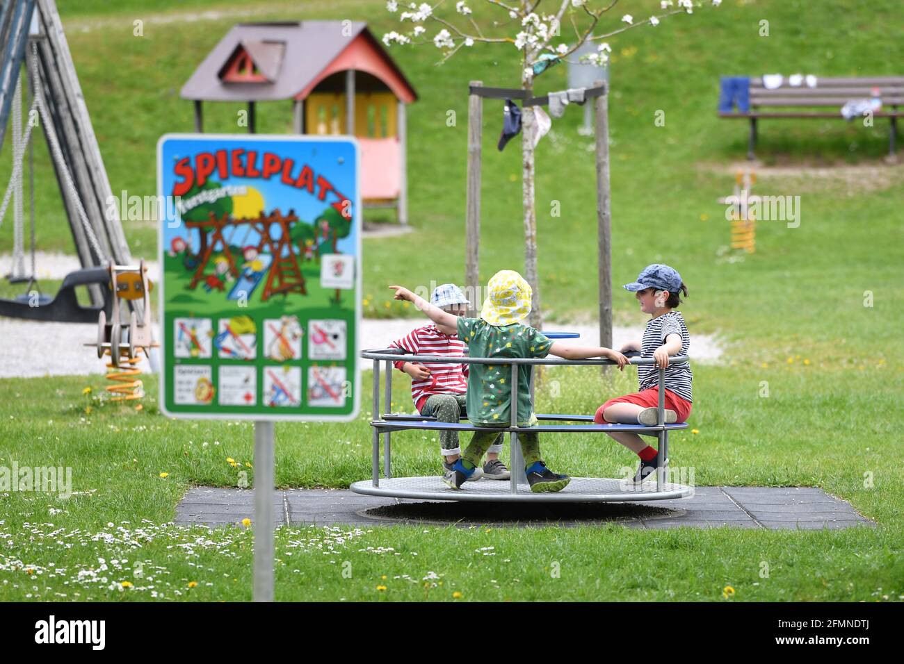 Theme picture CHILDREN'S PLAYGROUND on May 10th, 2021 in Kaufering, 3