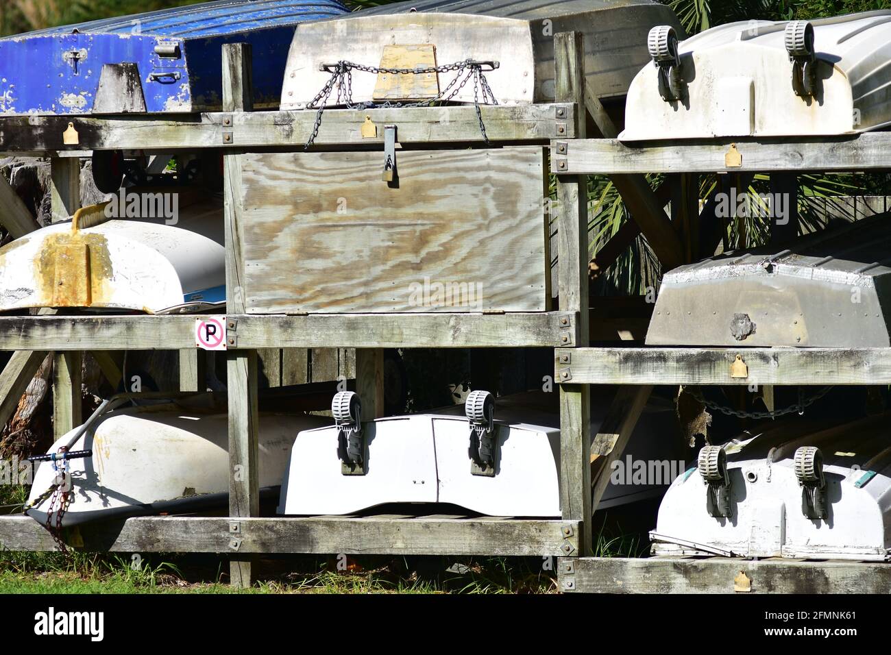Dingy Rack Dinghy racks hi-res stock photography and images - Alamy