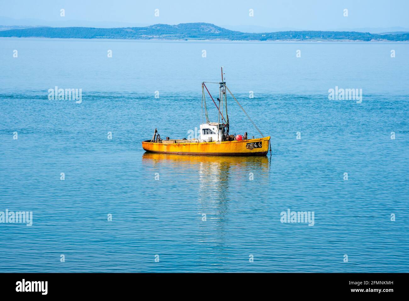 Clam boat hi-res stock photography and images - Page 2 - Alamy