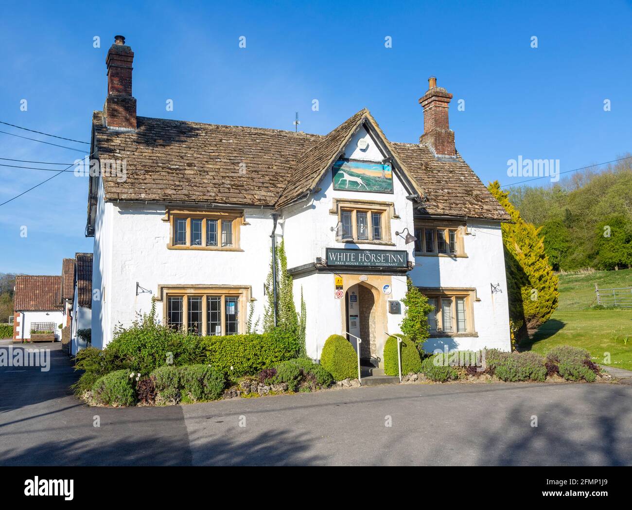 The White Horse historic village pub, Compton Bassett, Wiltshire, England, UK Stock Photo