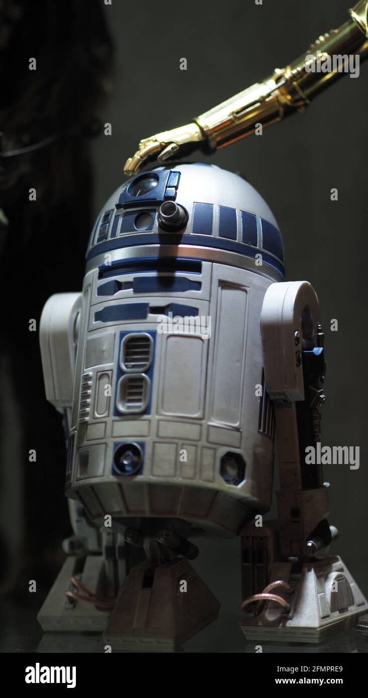 R2-D2, Characters, Star Wars Figures