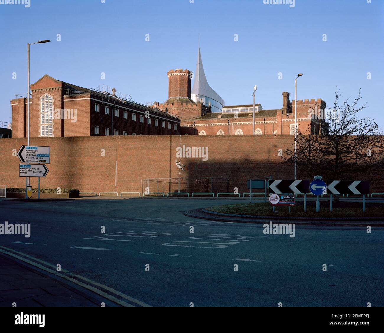 Copyright John Angerson 2021 Street artist Banksy has confirmed he was behind the artwork that appeared on the wall of Reading Prison, Berkshire, UK. Stock Photo