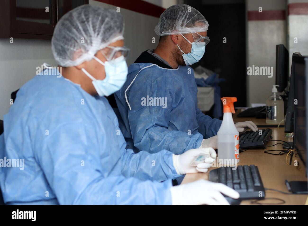 BUENOS AIRES, 11.05.2021: Nurses perform the swab for Coronavirus tests in a Detectar center in the context of he second wave of infections. Stock Photo
