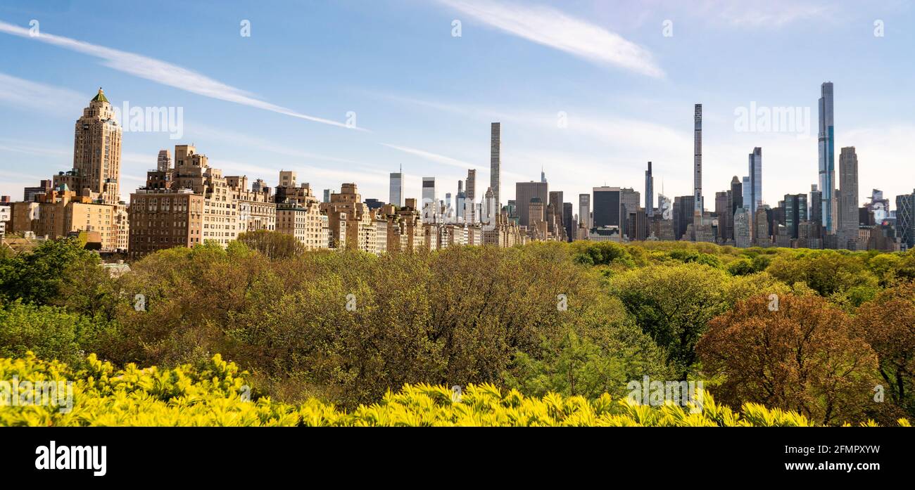 Midtown skyline and Fifth Avenue, including BillionaireÕs Row, a 