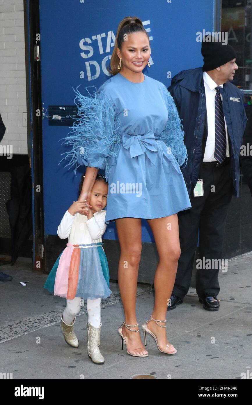 New York NY 20200219 Chrissy Teigen and her daughterLuna Simone