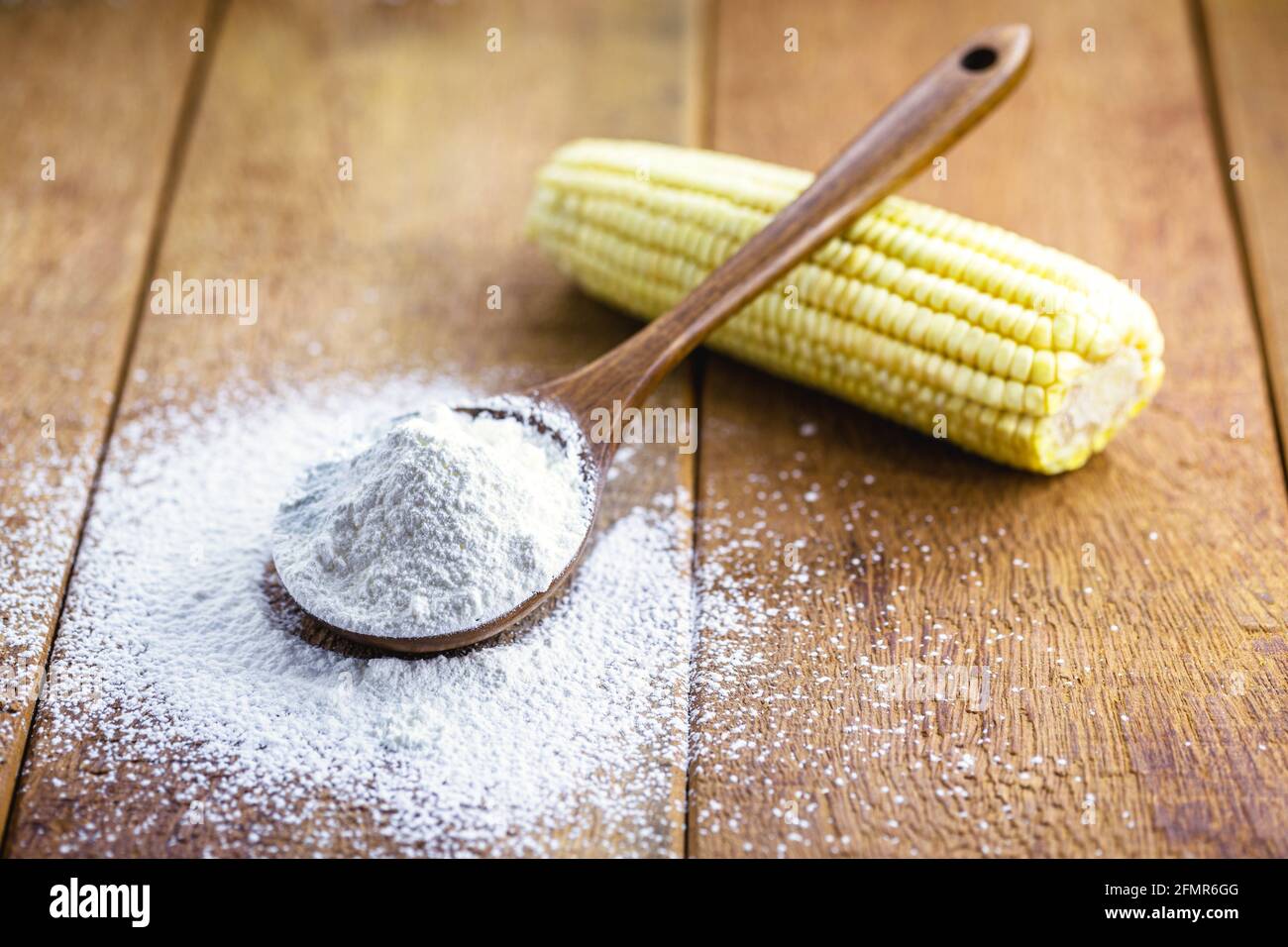 Corn starch is the corn flour used in cooking to prepare creams, as a
