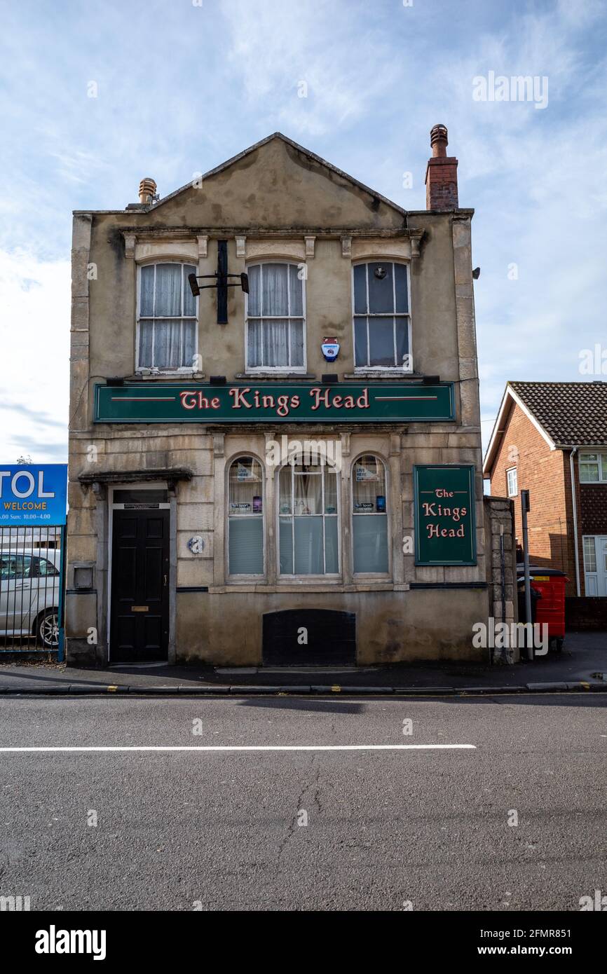 The exterior of The Kings Head. 284 Two Mile Hill Rd, Bristol BS15 1AT