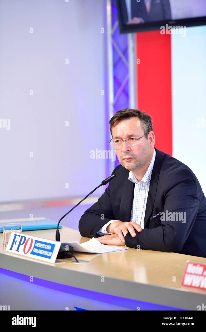 Vienna, Austria. May 11, 2021. Press conference with education spokesman Hermann Brückl (FPÖ) on current topics in the FPÖ media center. Stock Photo