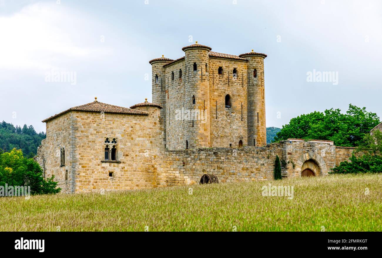Arques Castle Languedoc Roussillon France Stock Photo Alamy Arques Castle Languedoc Roussillon France Stock Photo Alamy