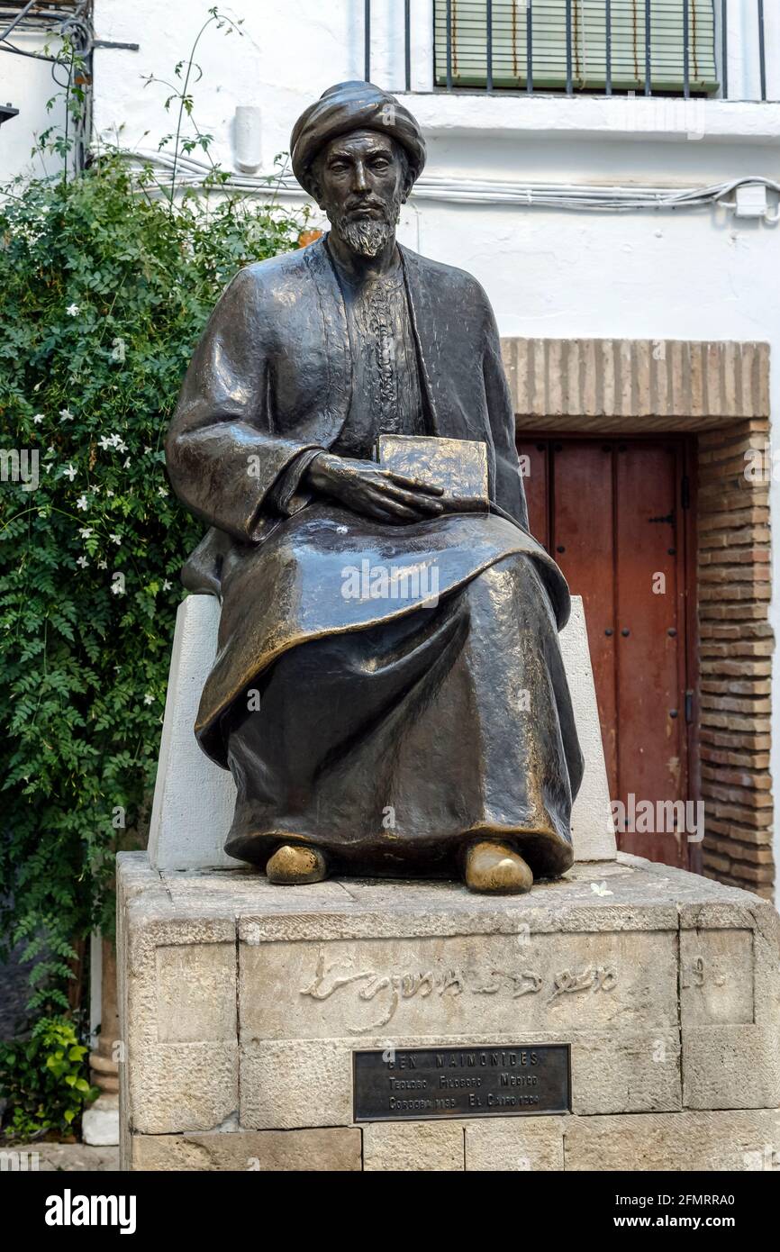 Cordoba, Spain - November 25, 2013: Statue of Ben Maimonides. Medical ...