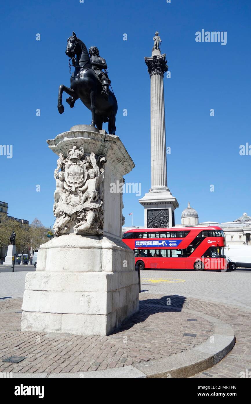 Nelsons Column and King IV equestrian statue in Trafalgar Square
