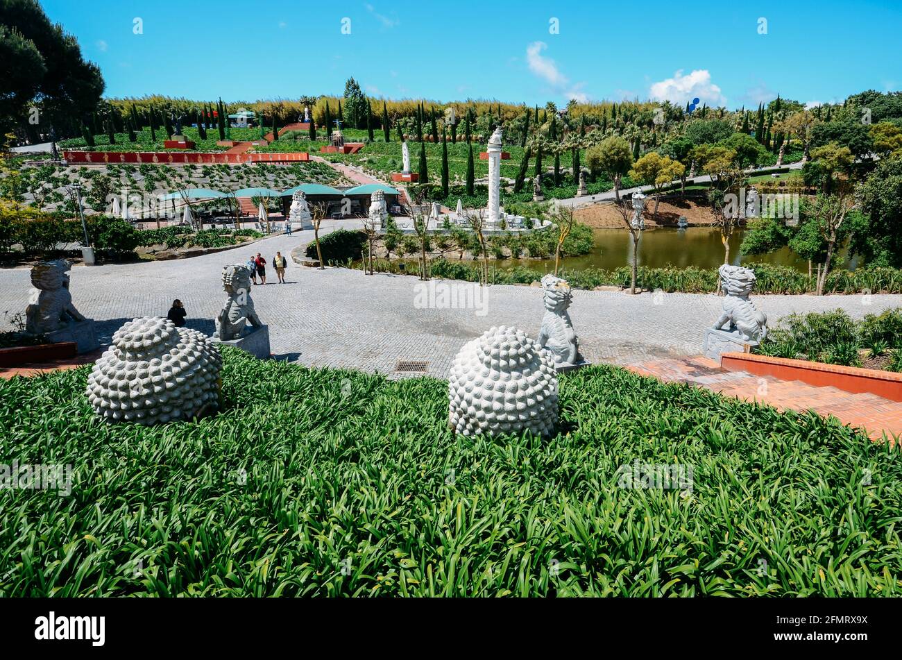 Bacalhoa Buddha Eden, Asian style garden in Quinta dos Loridos, Bombarral,  Portugal Stock Photo - Alamy