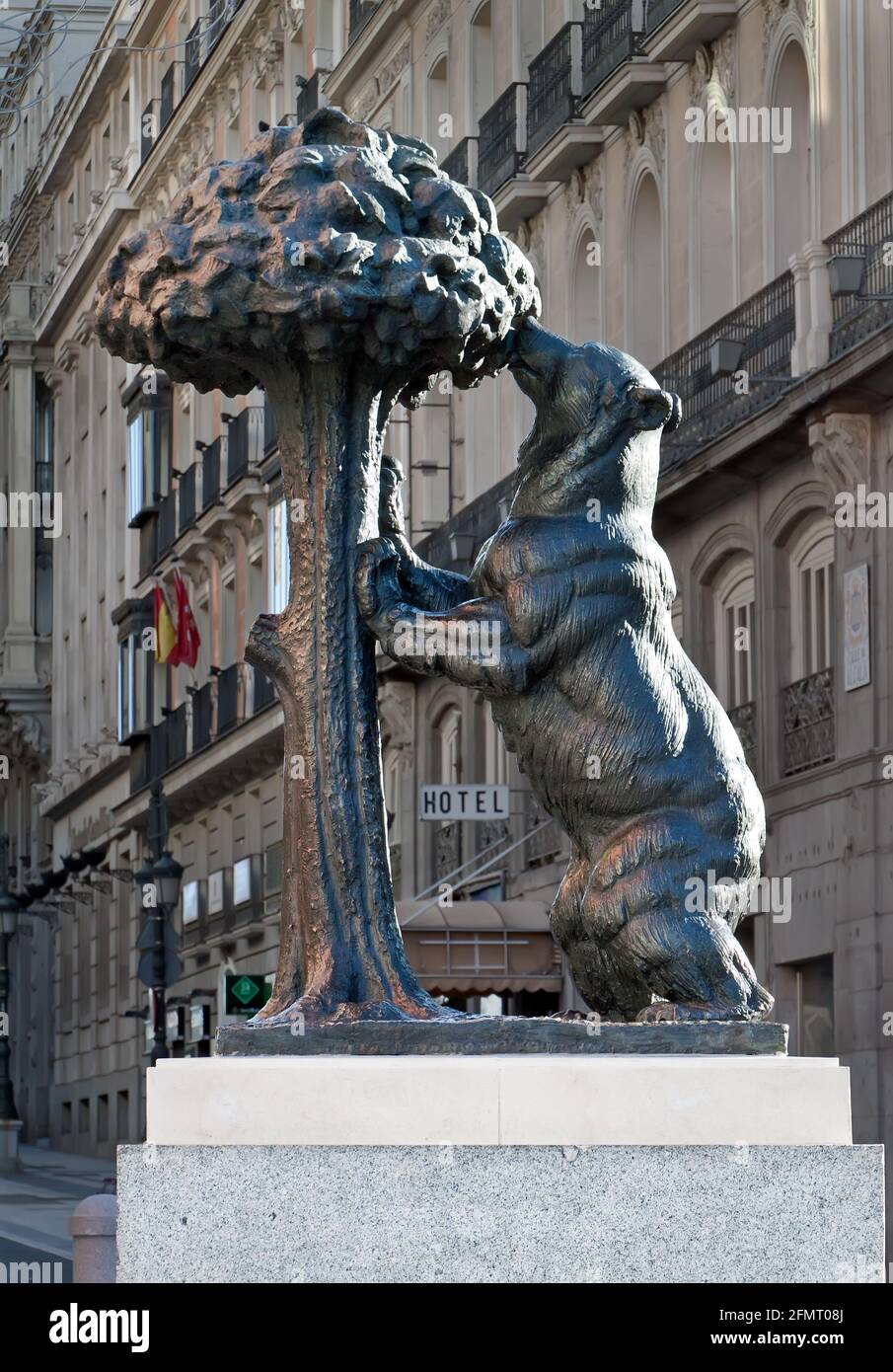 Symbol of Madrid statue of Bear and strawberry tree, Puerta del Sol