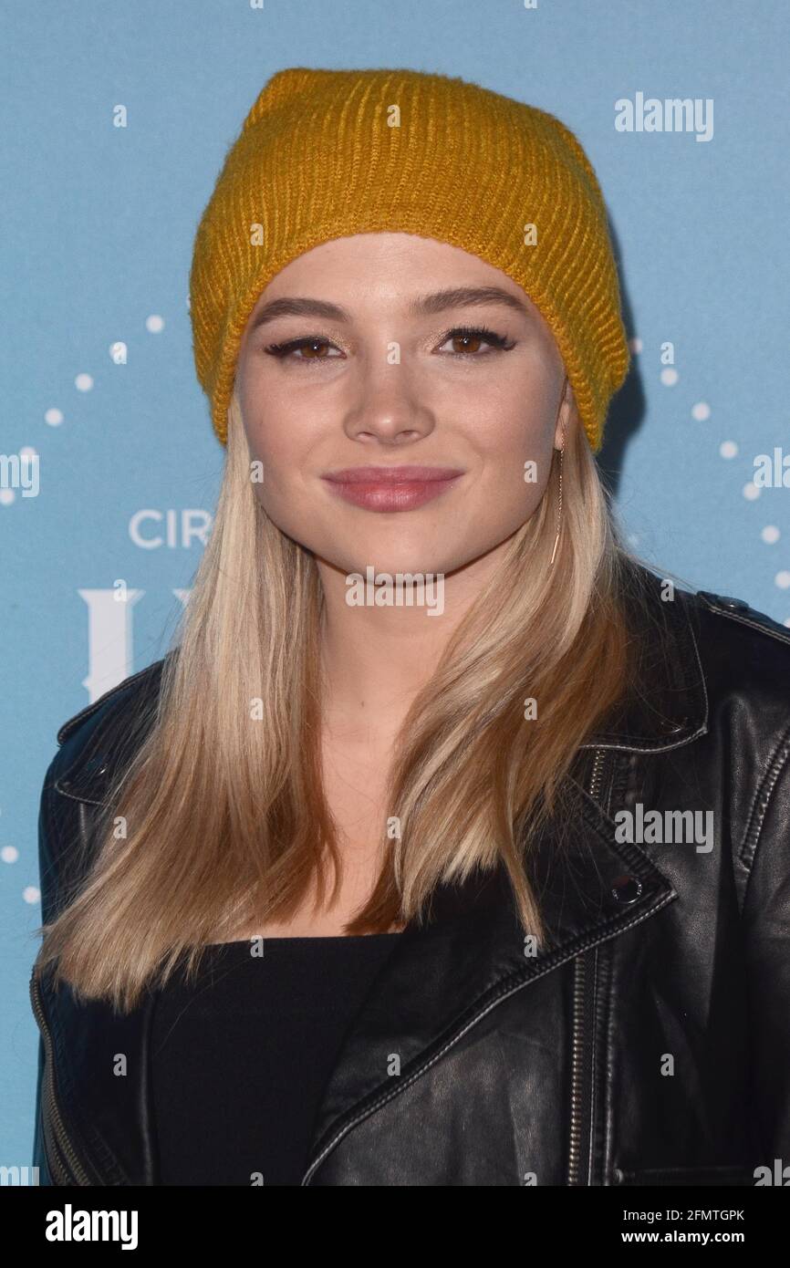 LOS ANGELES - DEC 12: Natalie Alyn Lind at the Cirque du Soleil