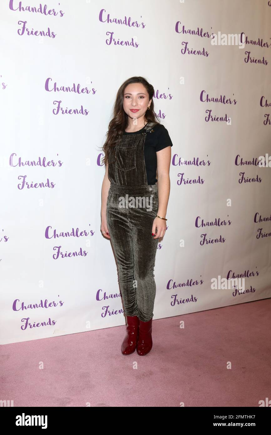 LOS ANGELES - DEC 10: Ava Cantrell at the Chandler's Friends Toy Drive