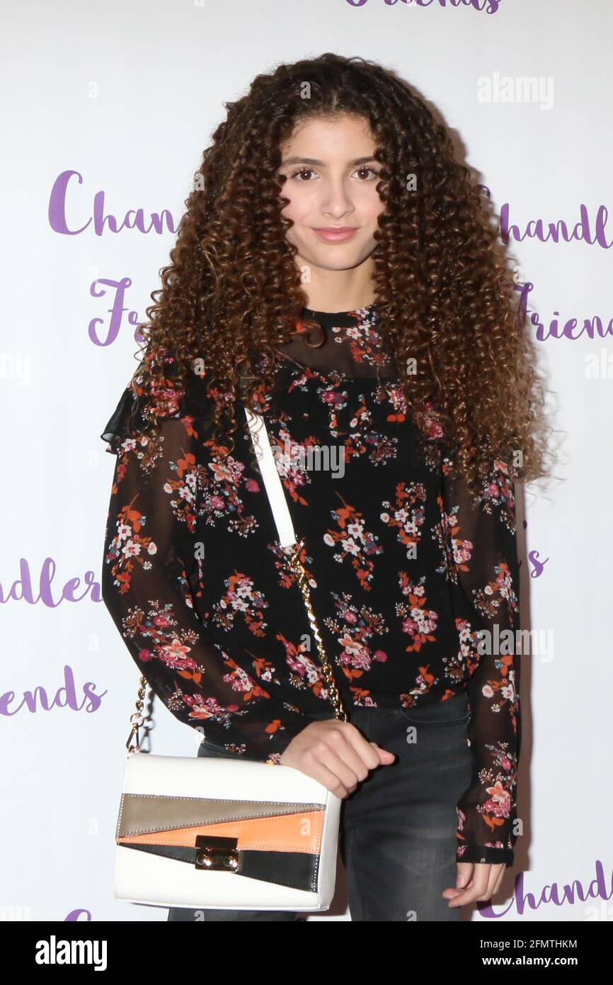 LOS ANGELES - DEC 10: Isabella Revel at the Chandler’s Friends Toy