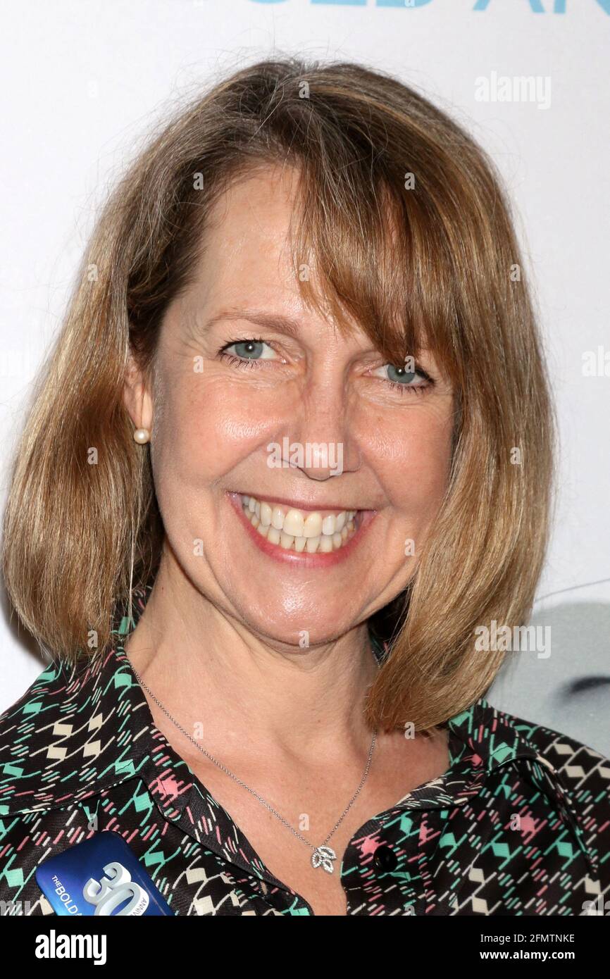 LOS ANGELES MAR 23 Monica Horan at the On Set celebration of 30
