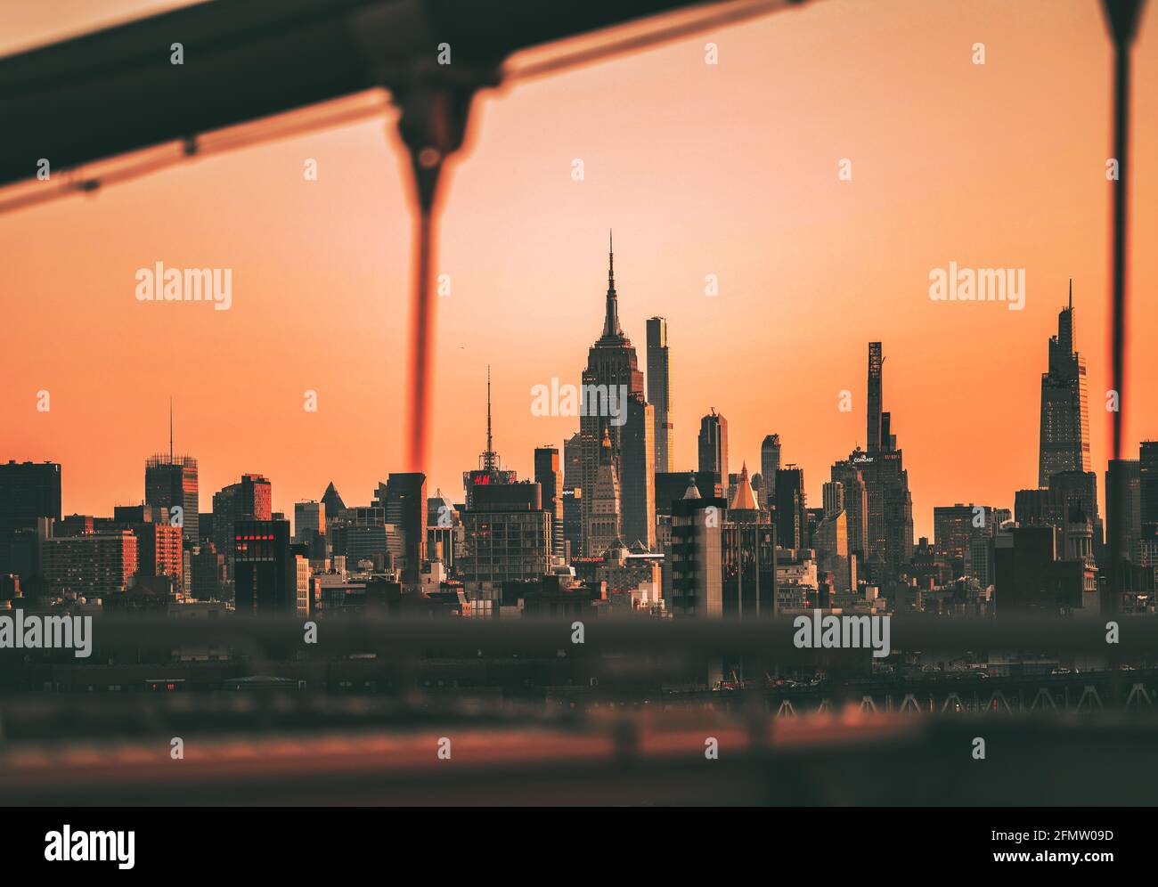 New york city beautiful sunset hi-res stock photography and images - Alamy