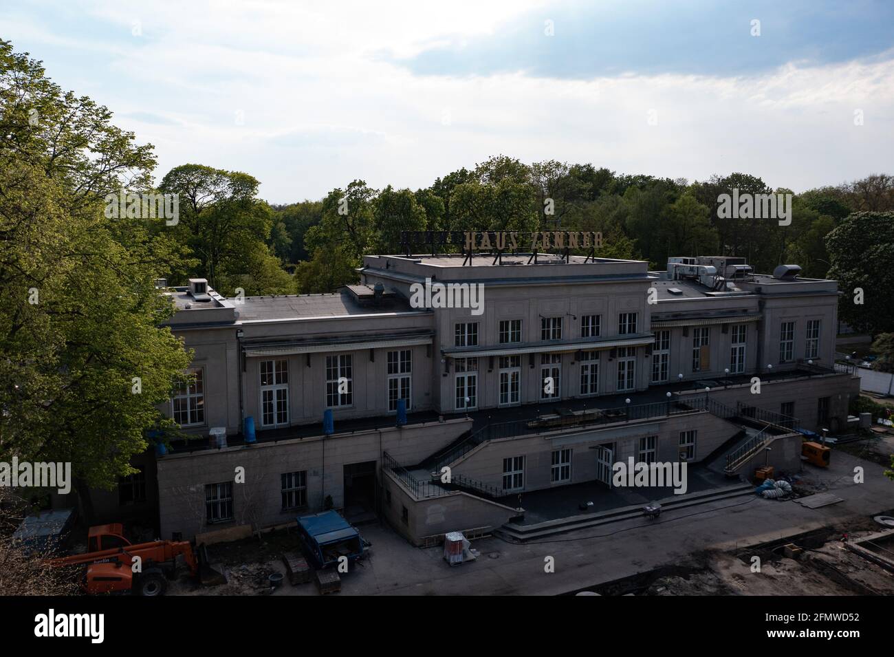 Zenner Building 8000 years of history hi-res stock photography and images - Alamy