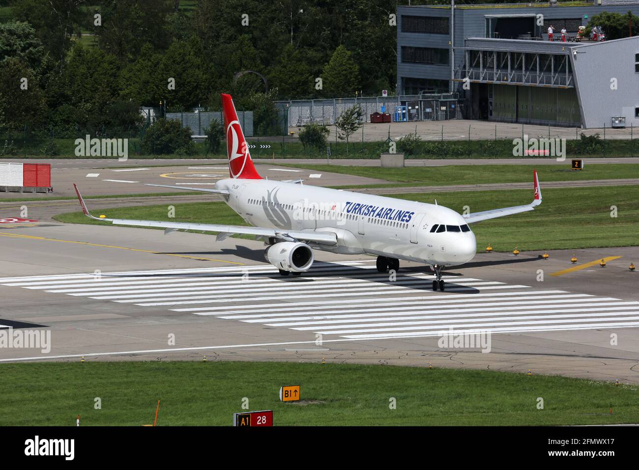 Zurich, Switzerland – 29. July 2016: Turkish Airlines Airbus A321 at Zurich  airport (ZRH) in Switzerland. Airbus is an aircraft manufacturer from Toul  Stock Photo - Alamy