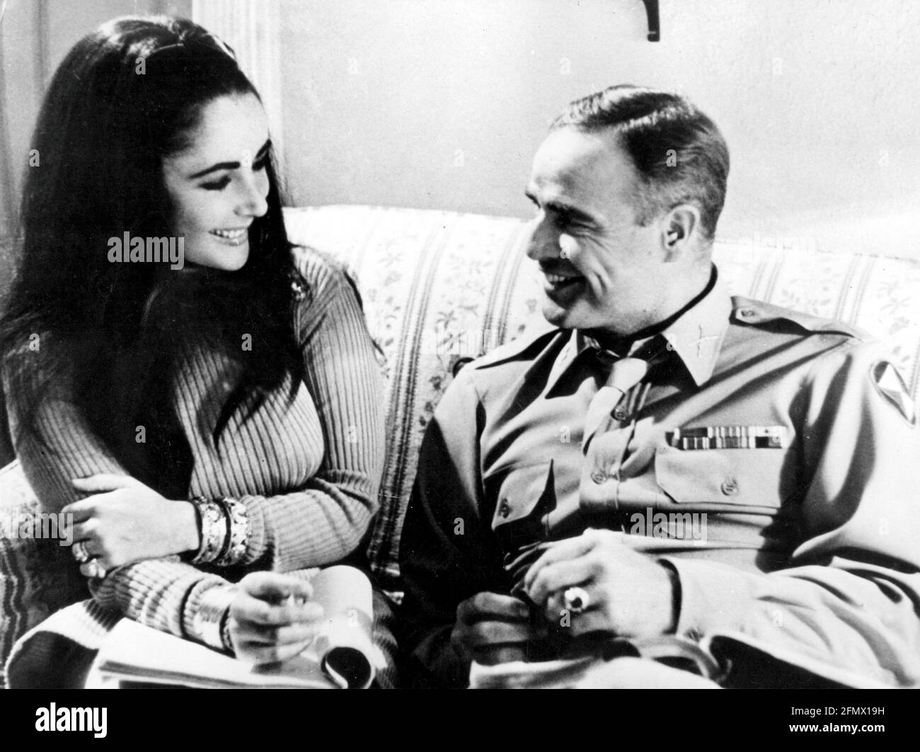 Brando, Marlon, 3.4.1924 - 1.7.2004, American actor, half length, with Elizabeth Taylor, 1967, ADDITIONAL-RIGHTS-CLEARANCE-INFO-NOT-AVAILABLE Stock Photo