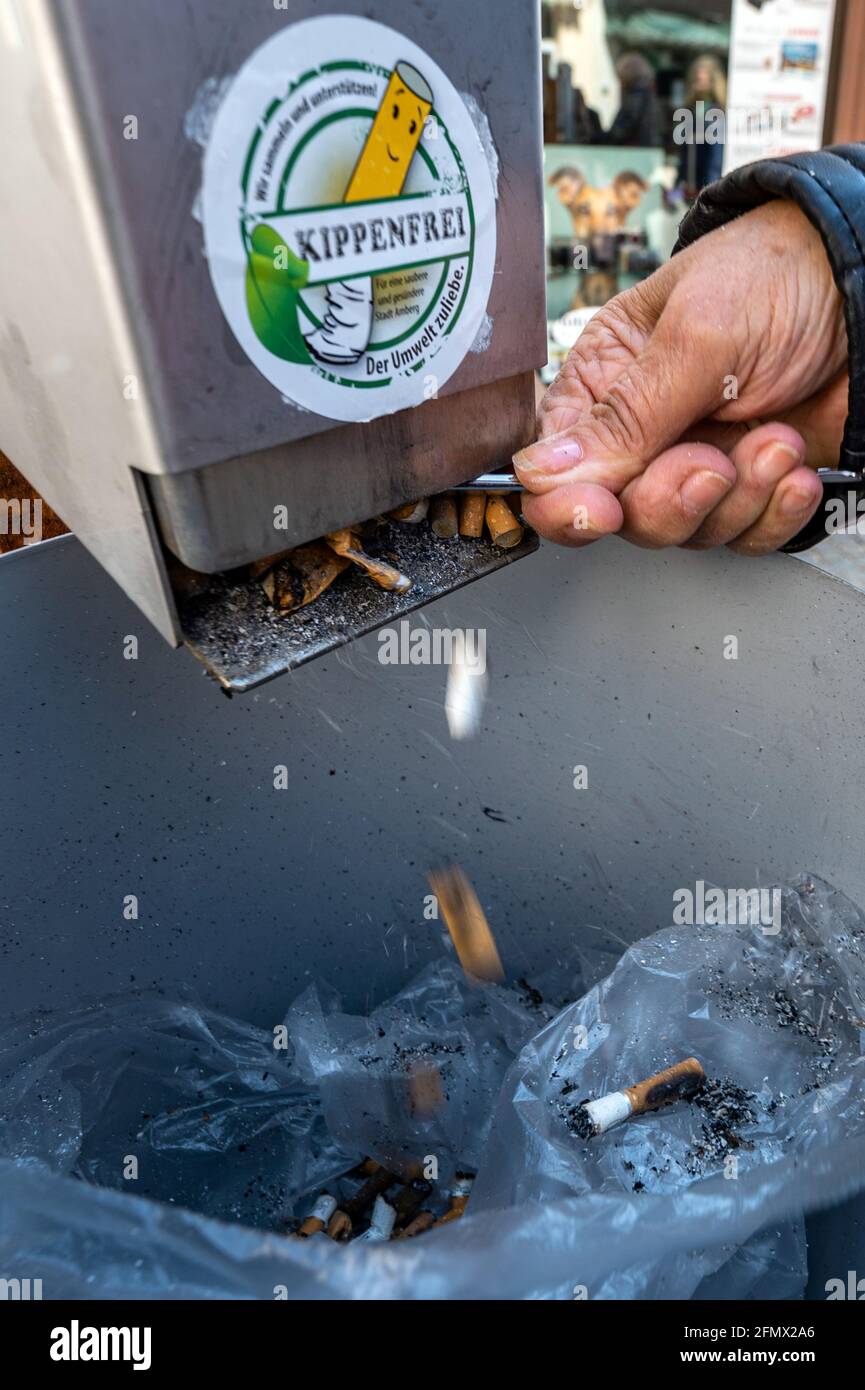 cigarette buds recycling machine Amberg, Germany. 27th Apr, 2021. A collection container with cigarette butts  is emptied. For three years, the association 