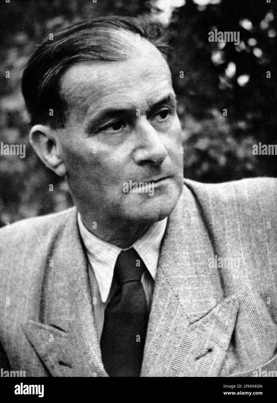 Wolf, Friedrich, 23.12.1888 - 5.10.1953, German author / writer, portrait, 1940s, ADDITIONAL-RIGHTS-CLEARANCE-INFO-NOT-AVAILABLE Stock Photo