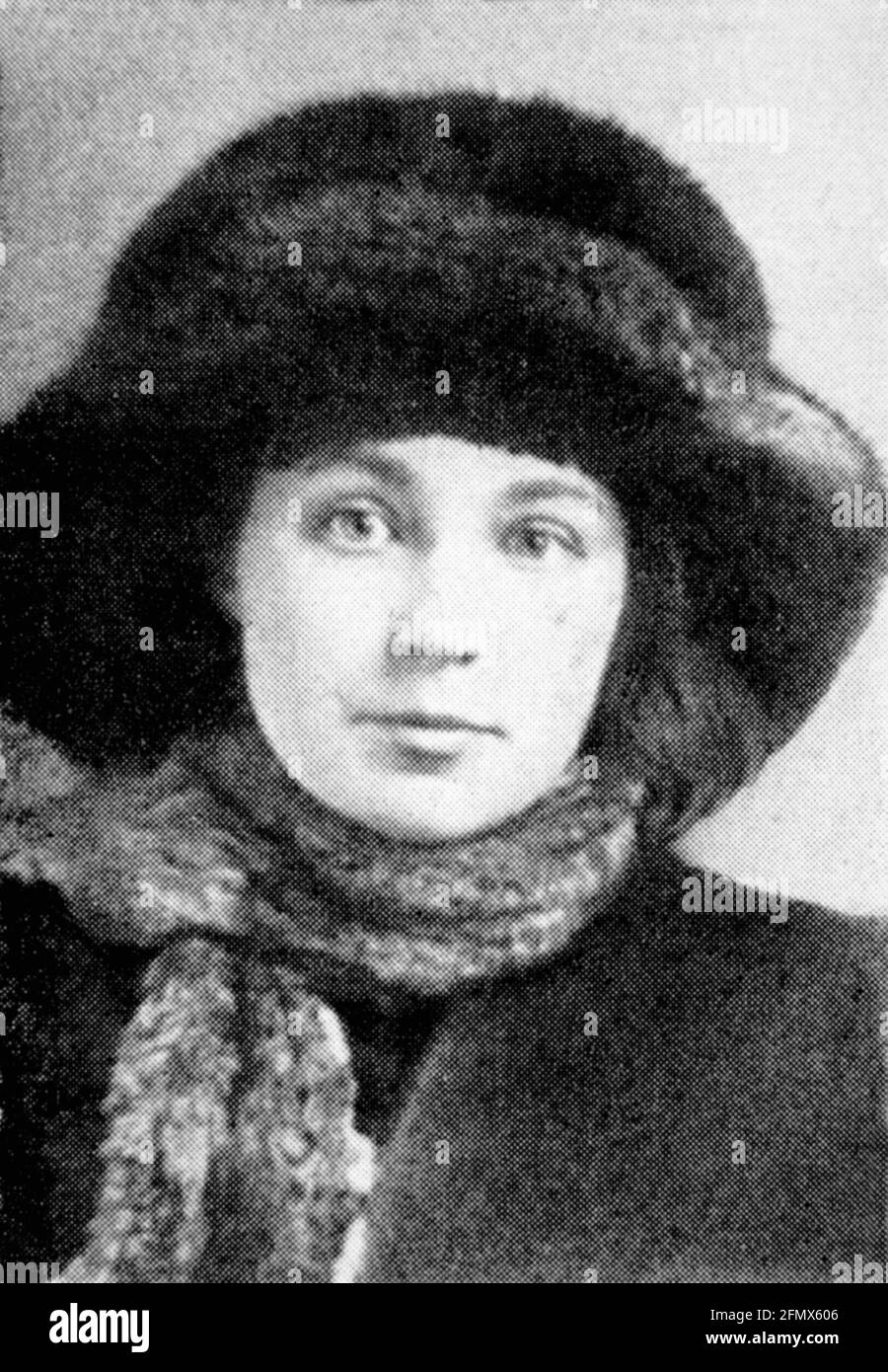 Tsvetaeva, Marina, 8.10.1892 - 31.8.1941, Russian author / writer, portrait, photo, 1912, ADDITIONAL-RIGHTS-CLEARANCE-INFO-NOT-AVAILABLE Stock Photo