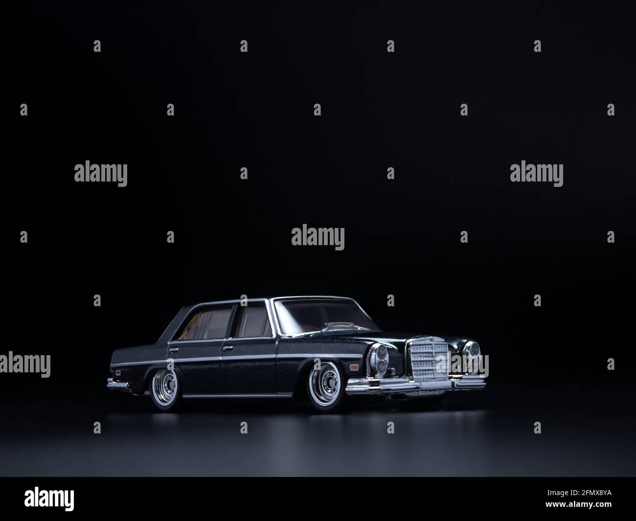 Mercedes benz toy car model hi-res stock photography and Mercedes benz toy car model hi-res stock photography and