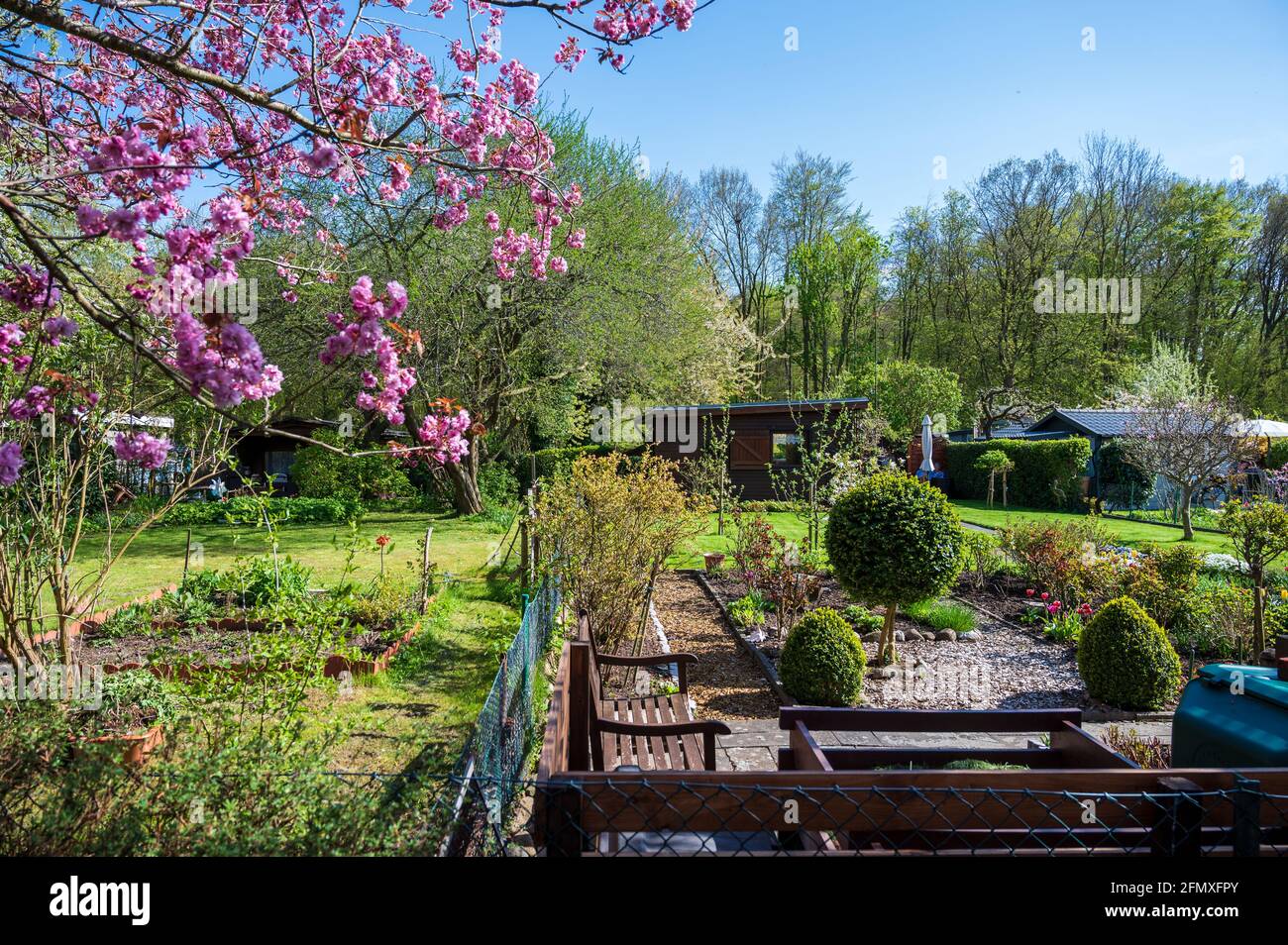 Gartenhaus hires stock photography and images Alamy