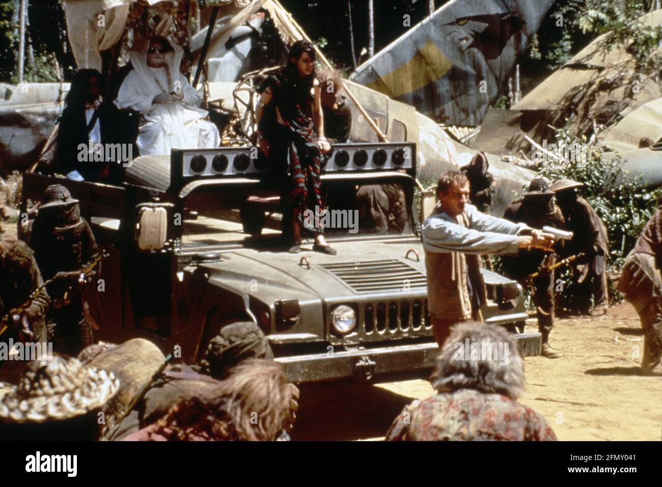 The Island of Dr. Moreau Year : 1996 USA Director : John Frankenheimer   Marlon Brando , Fairuza Balk, David Thewlis Stock Photo