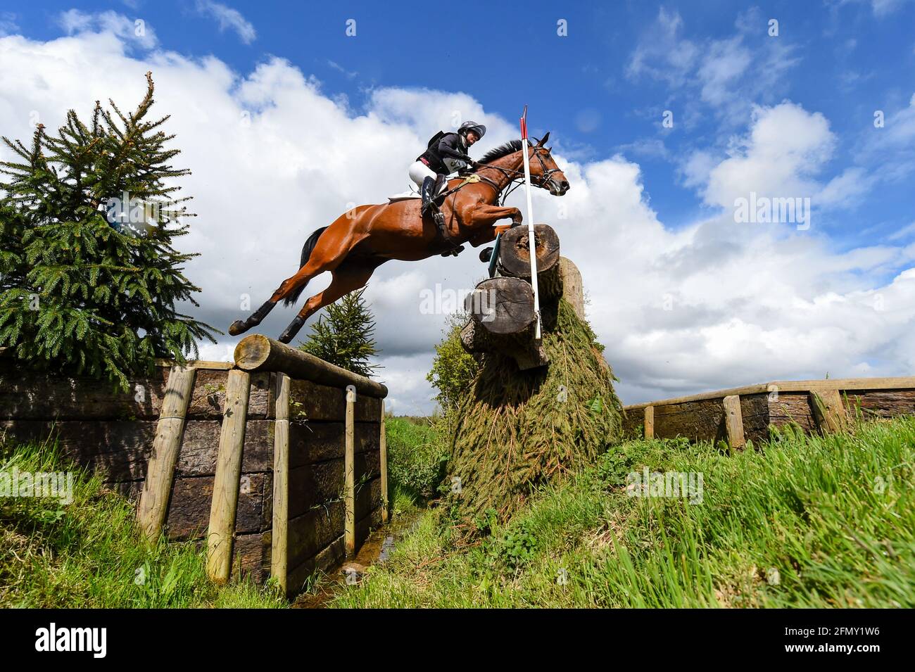 Daventry, UK. 12th May, 2021. Aston-le-Walls INTERNATIONAL, Washbrook Farm, near Daventry, Northanys. 12 May, 2021. Piggy March riding BROOKFIELD INOCENT in CCI-S 4* Section A, during the cross country phase. Credit: Peter Nixon/Alamy Live News Stock Photo