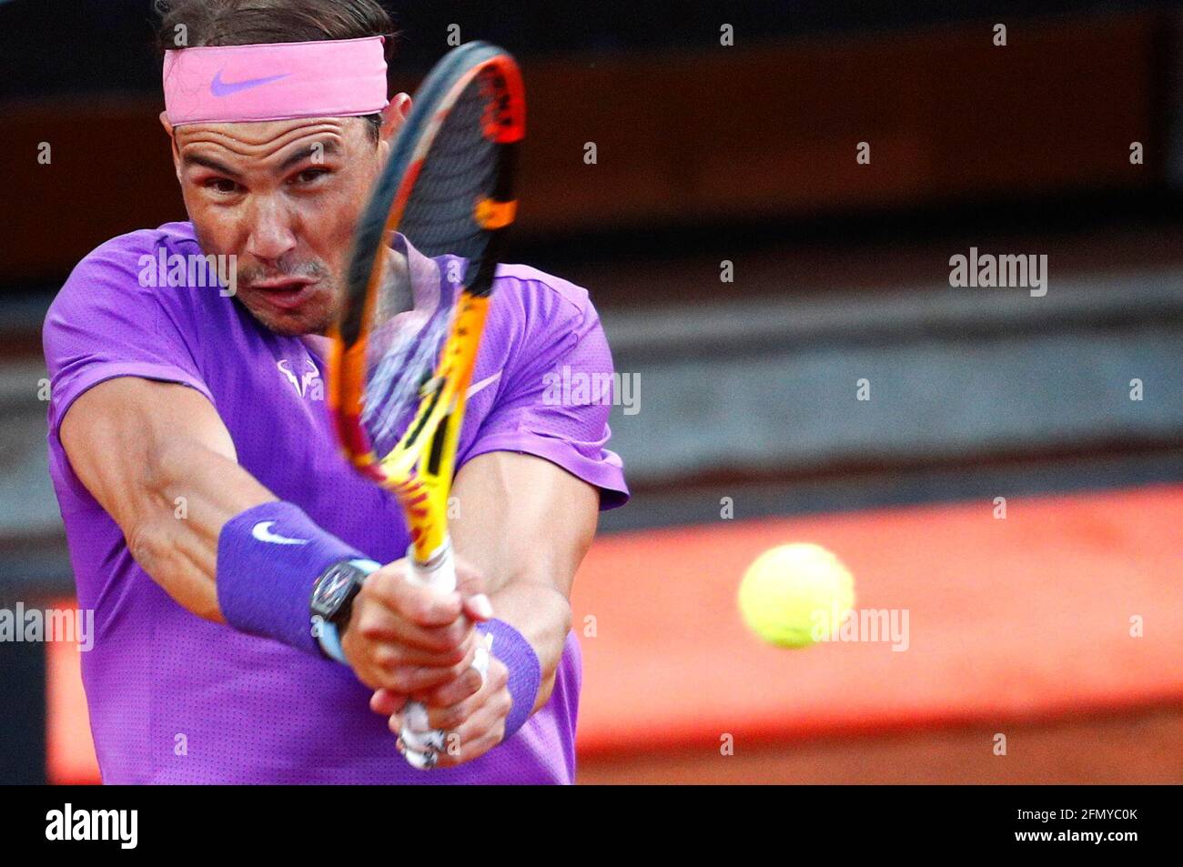 Tennis - ATP Masters 1000 - Italian Open - Foro Italico, Rome, Italy - May  12, 2021 Spain's Rafael Nadal in action during his round of 32 match  against Italy's Jannik Sinner REUTERS/Guglielmo Mangiapane Stock Photo -  Alamy