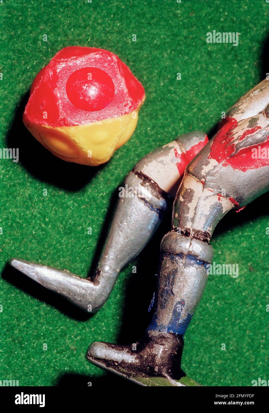 Tipp-Kick, das seit über 50 Jahren beliebte Tischfussball-Spiel.Hergestellt beim Familienbetrieb. MIEG in Villingen/Schwenningen, Schwarzwald. Hier: B Stock Photo