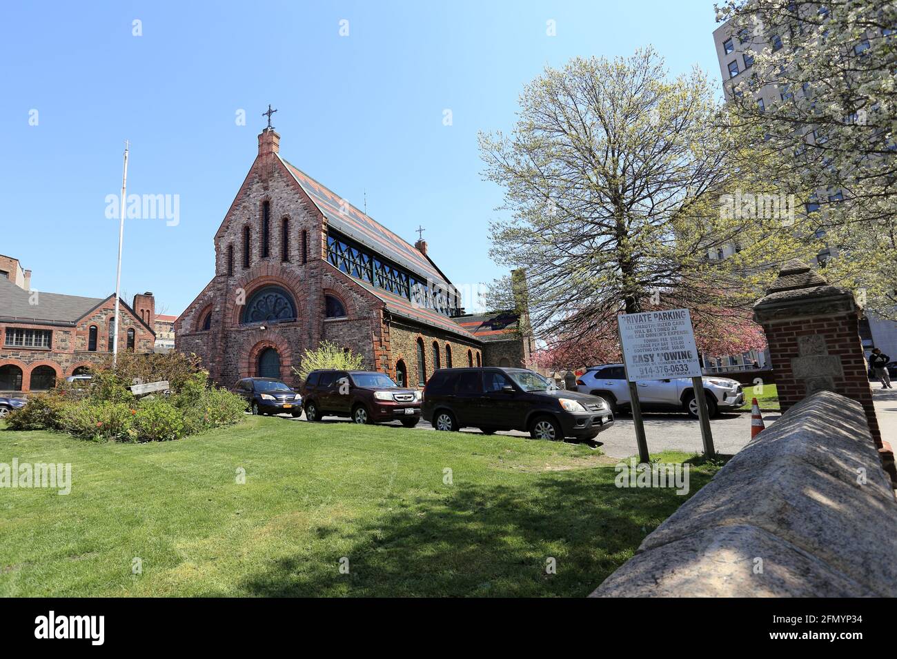 Historic St. Johns Episcopal Church Getty Square Yonkers New York Stock Photo
