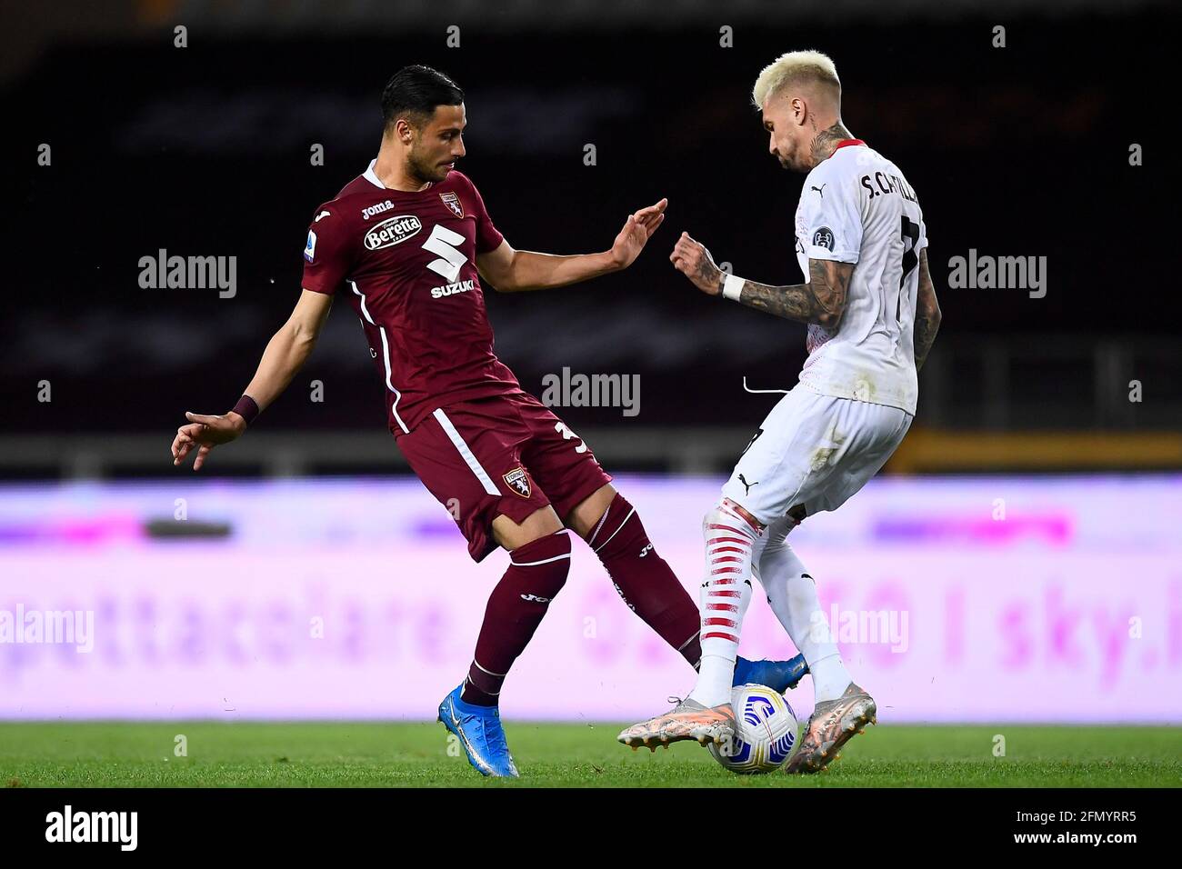 Turin Italy 12th May 2021 Rolando Mandragora Of Torino Fc Competes For The Ball With Samu Castillejo Of Ac Milan During The Serie A Football Match Between Torino Fc And Ac Milan<script async src=