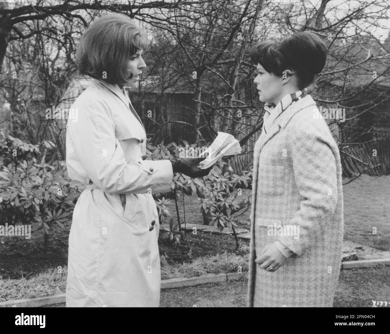 Change Partners (1966) Zena Walker, Pamela Ann Davy,      Date: 1966 Stock Photo