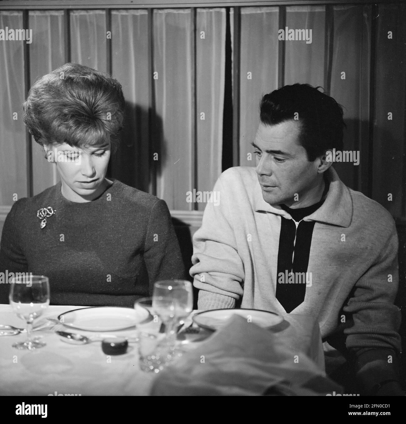 The Servant (1963) Wendy Craig, Dirk Bogarde Date: 1963 Stock Photo - Alamy