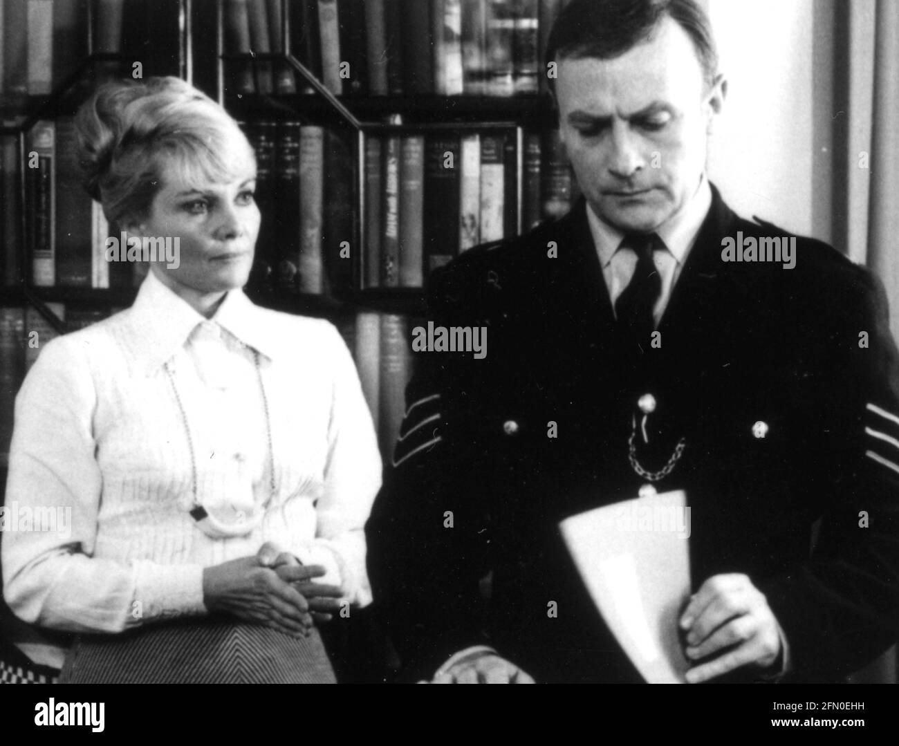 The Wicker Man Edward Woodward Hi res Stock Photography And Images Alamy the-wicker-man-edward-woodward-hi-res-stock-photography-and-images-alamy