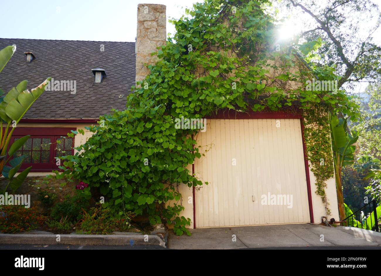 Los Angeles, California, USA 4th May 2021 A general view of atmosphere of actor Jack Nicholson, actor Dennis Hopper and director Hal Ashby's former home/house at 3072 Belden Drive on May 4, 2021 in Los Angeles, California, USA. Photo by Barry King/Alamy Stock Photo Stock Photo