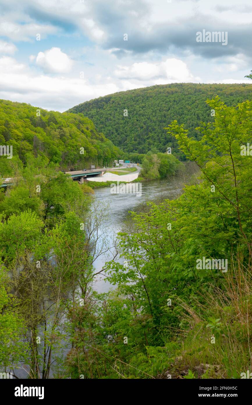 USA Pennsylvania New Jersey - Delaware Water Gap - Appalachian Mountain range Pocono Mountains Route 80 Stock Photo